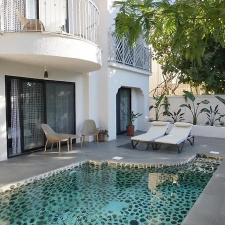 Icon Sovalye Island Szálloda *