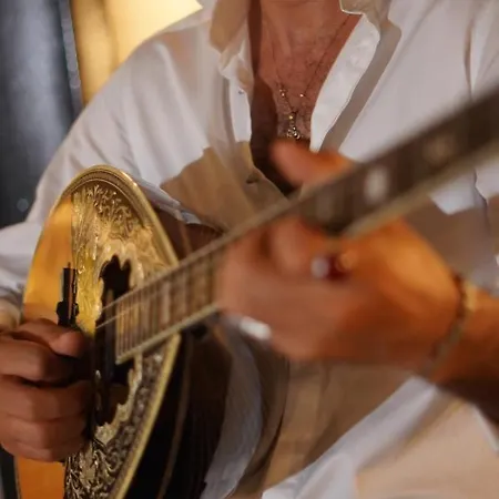 Hotel Icon Sovalye Island *