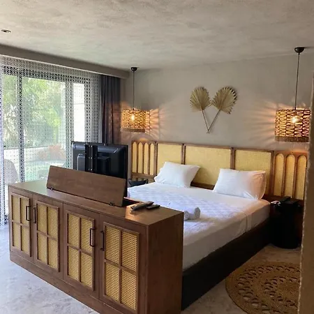 فندق Icon Sovalye Island فتحية