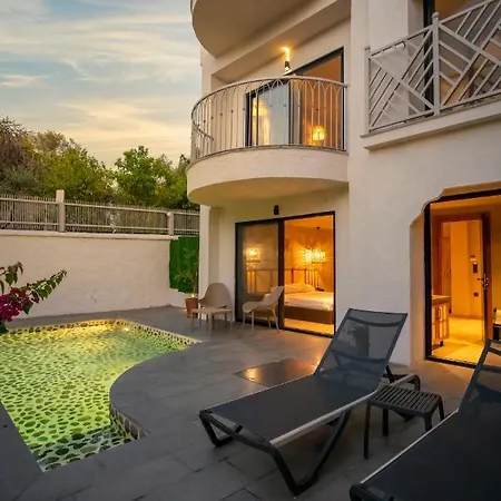 Icon Sovalye Island Hotel