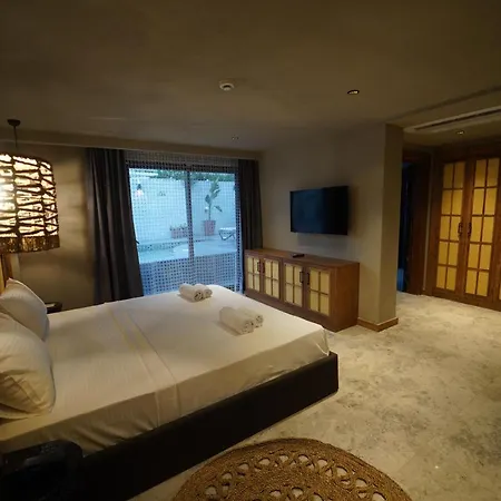 Icon Sovalye Island מלון פאטהיה