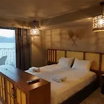 Hotel Icon Sovalye Island